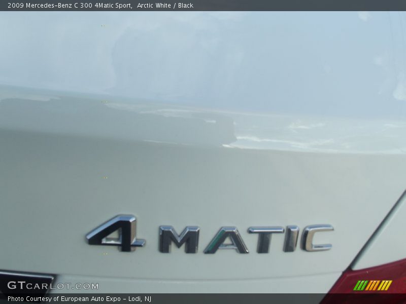 Arctic White / Black 2009 Mercedes-Benz C 300 4Matic Sport