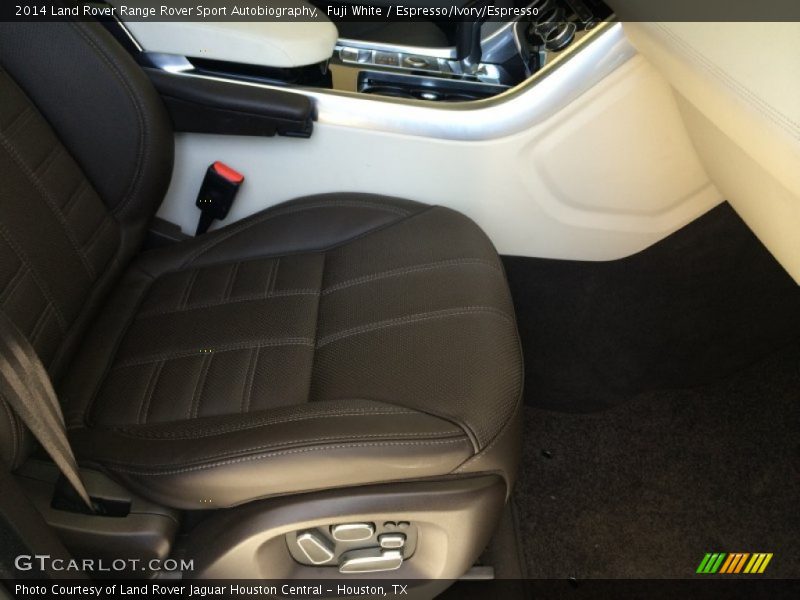 Front Seat of 2014 Range Rover Sport Autobiography