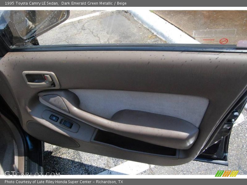 Dark Emerald Green Metallic / Beige 1995 Toyota Camry LE Sedan