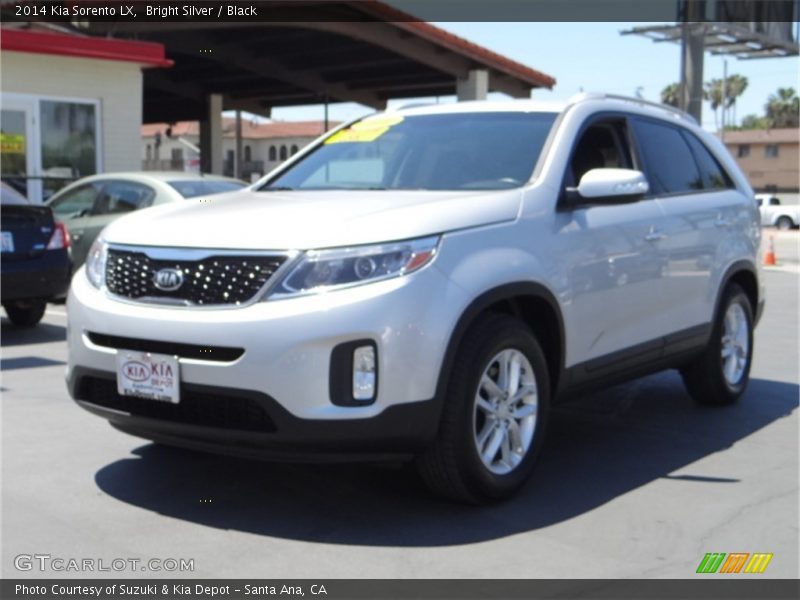 Bright Silver / Black 2014 Kia Sorento LX