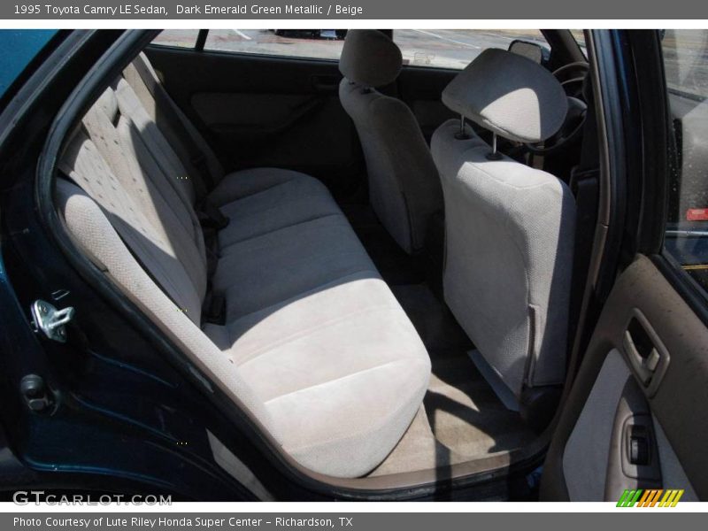 Dark Emerald Green Metallic / Beige 1995 Toyota Camry LE Sedan