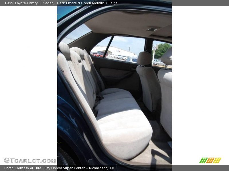 Dark Emerald Green Metallic / Beige 1995 Toyota Camry LE Sedan