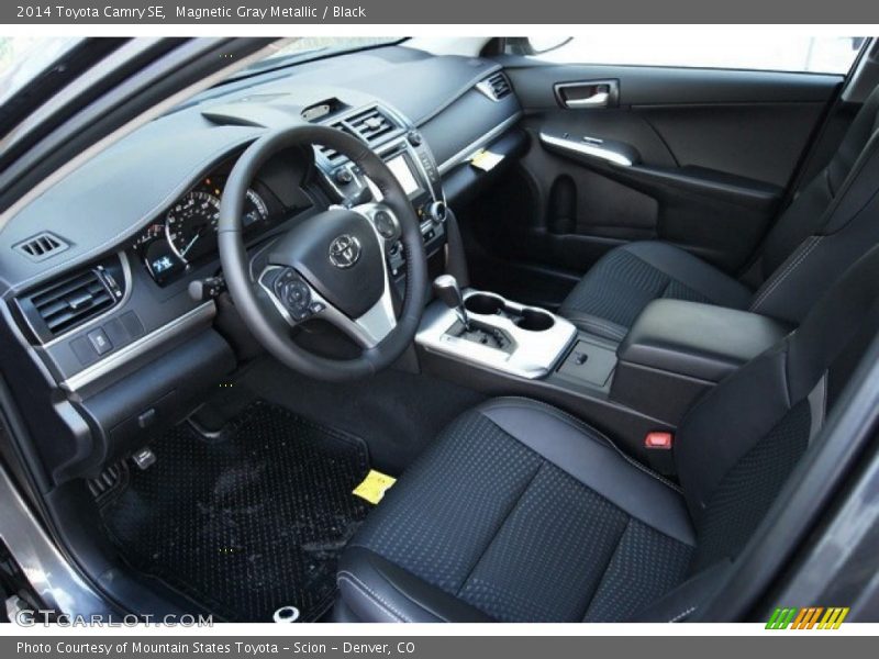 Magnetic Gray Metallic / Black 2014 Toyota Camry SE