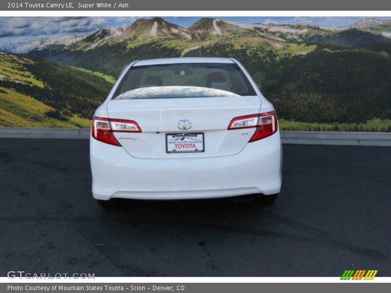 Super White / Ash 2014 Toyota Camry LE