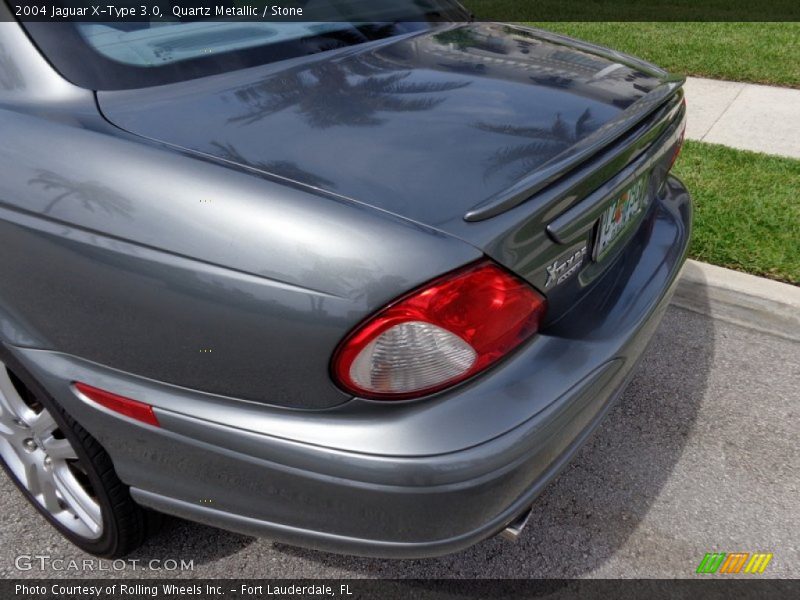 Quartz Metallic / Stone 2004 Jaguar X-Type 3.0