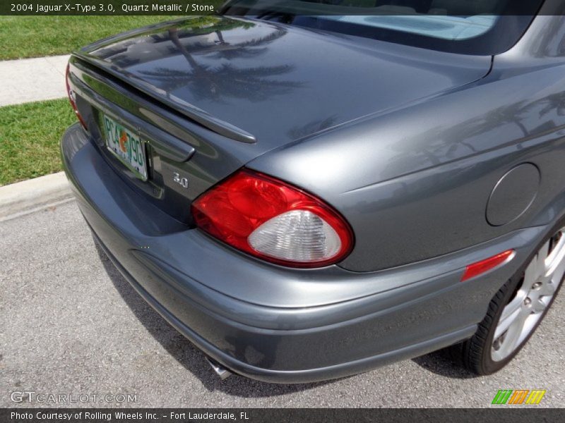 Quartz Metallic / Stone 2004 Jaguar X-Type 3.0