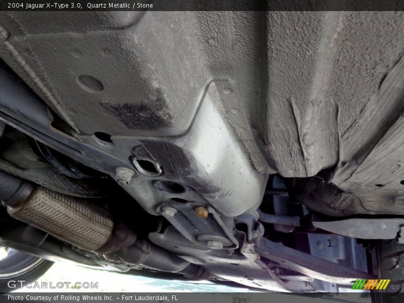 Undercarriage of 2004 X-Type 3.0