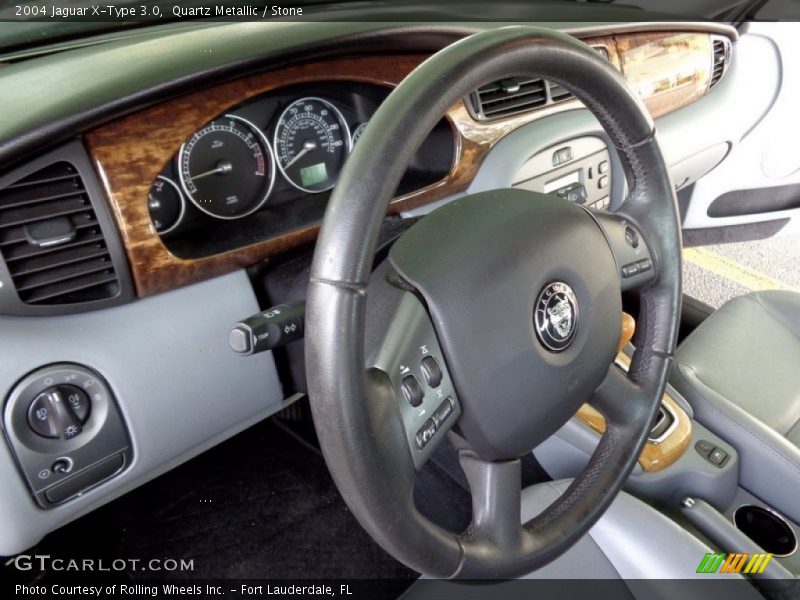  2004 X-Type 3.0 Steering Wheel