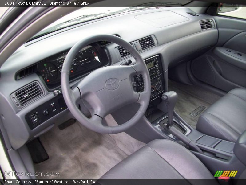 Diamond White / Gray 2001 Toyota Camry LE