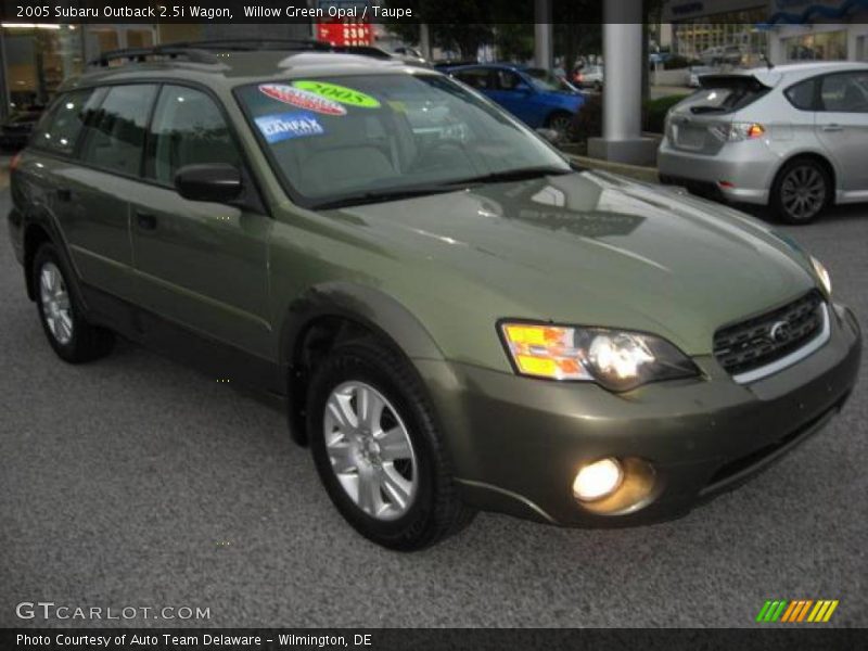 Willow Green Opal / Taupe 2005 Subaru Outback 2.5i Wagon