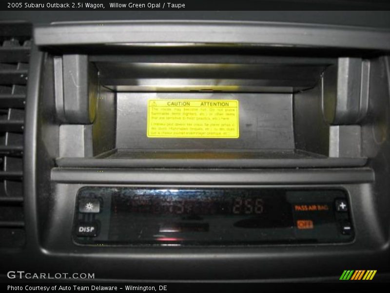 Willow Green Opal / Taupe 2005 Subaru Outback 2.5i Wagon