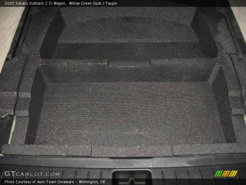 Willow Green Opal / Taupe 2005 Subaru Outback 2.5i Wagon