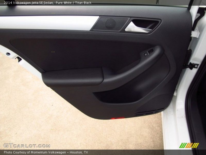 Pure White / Titan Black 2014 Volkswagen Jetta SE Sedan