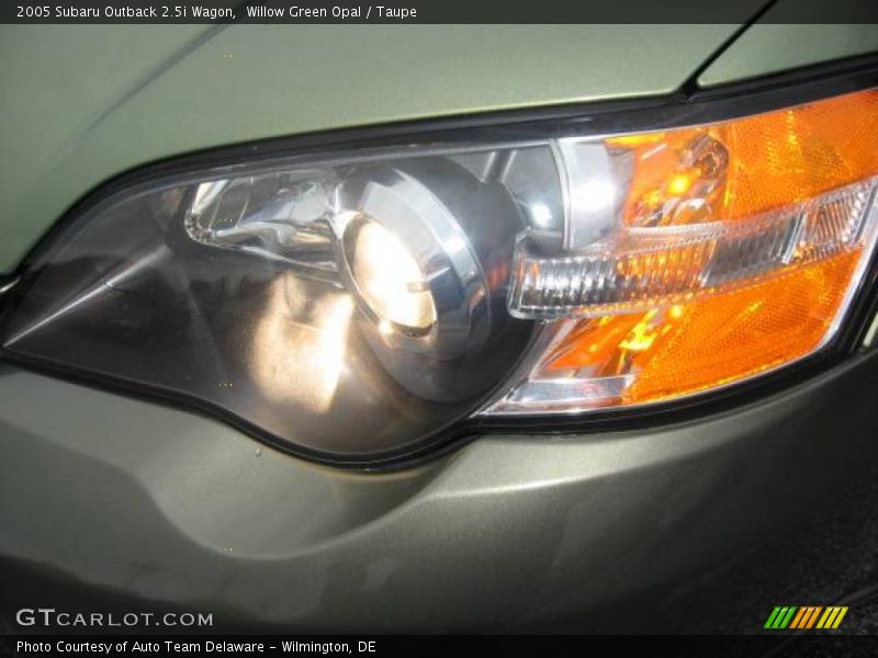 Willow Green Opal / Taupe 2005 Subaru Outback 2.5i Wagon