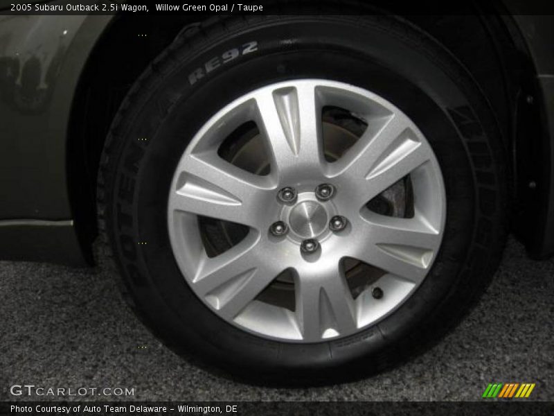 Willow Green Opal / Taupe 2005 Subaru Outback 2.5i Wagon