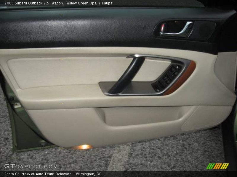 Willow Green Opal / Taupe 2005 Subaru Outback 2.5i Wagon