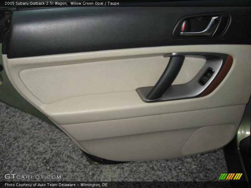 Willow Green Opal / Taupe 2005 Subaru Outback 2.5i Wagon