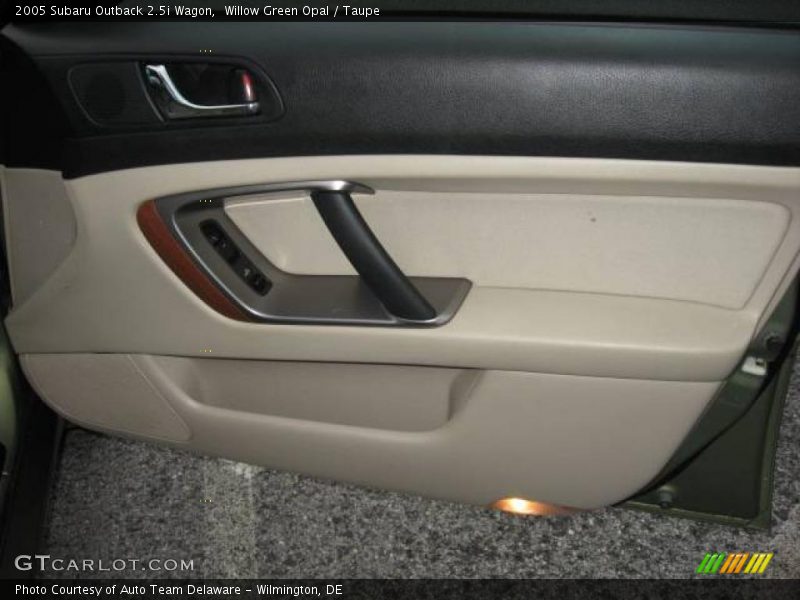 Willow Green Opal / Taupe 2005 Subaru Outback 2.5i Wagon