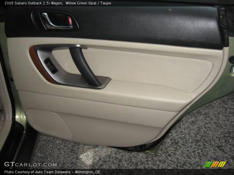 Willow Green Opal / Taupe 2005 Subaru Outback 2.5i Wagon