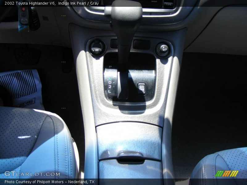 Indigo Ink Pearl / Gray 2002 Toyota Highlander V6
