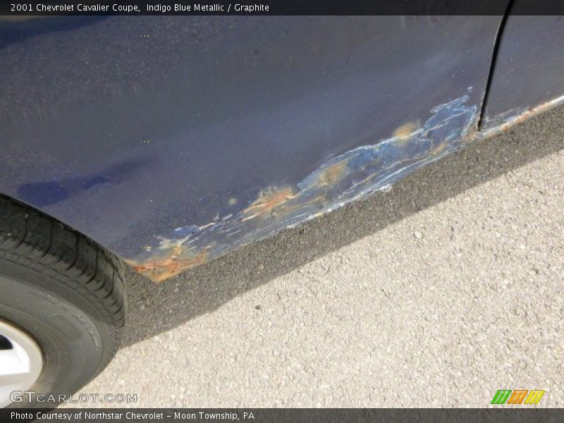 Indigo Blue Metallic / Graphite 2001 Chevrolet Cavalier Coupe
