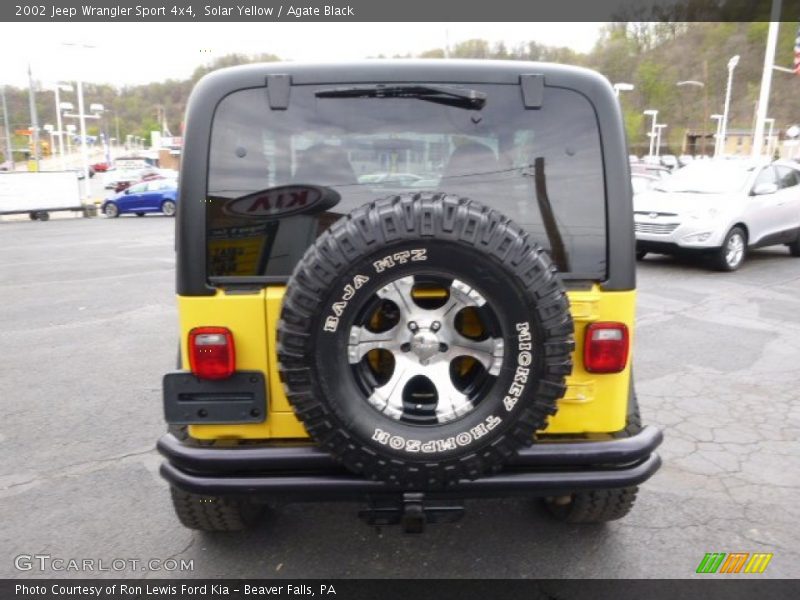 Solar Yellow / Agate Black 2002 Jeep Wrangler Sport 4x4