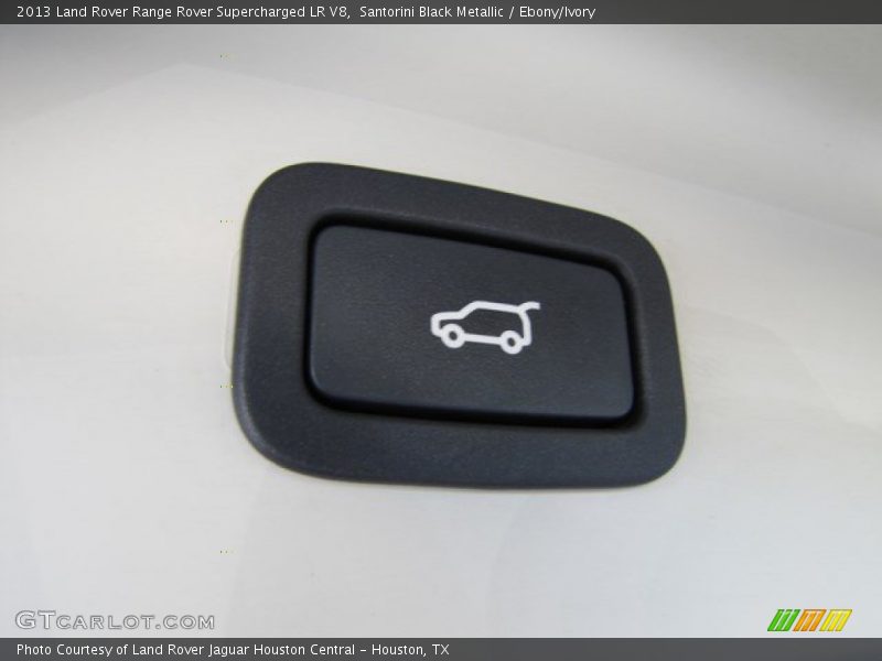 Santorini Black Metallic / Ebony/Ivory 2013 Land Rover Range Rover Supercharged LR V8