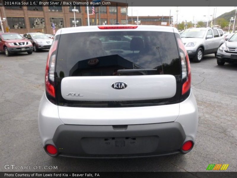 Bright Silver / Black Diamond Woven Cloth 2014 Kia Soul 1.6