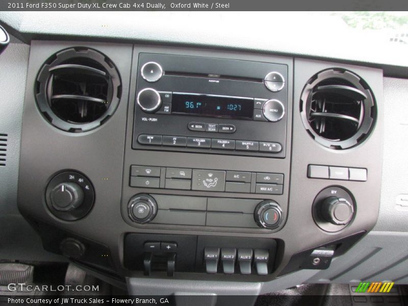 Oxford White / Steel 2011 Ford F350 Super Duty XL Crew Cab 4x4 Dually