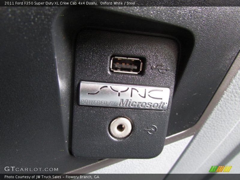 Oxford White / Steel 2011 Ford F350 Super Duty XL Crew Cab 4x4 Dually