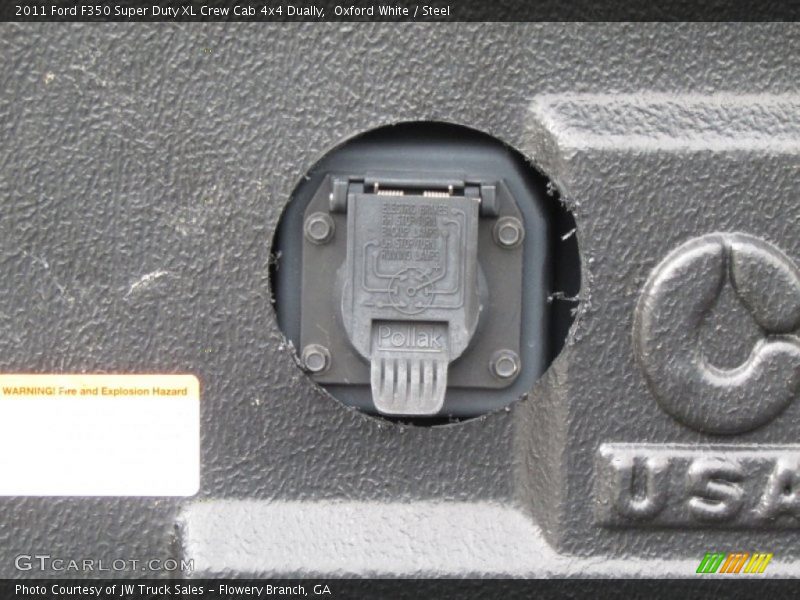 Oxford White / Steel 2011 Ford F350 Super Duty XL Crew Cab 4x4 Dually