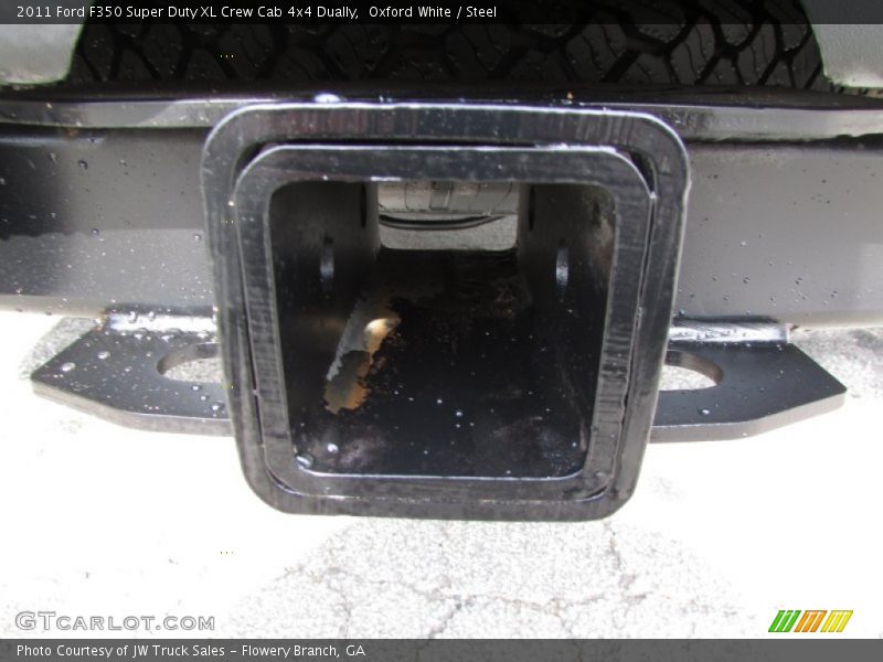 Oxford White / Steel 2011 Ford F350 Super Duty XL Crew Cab 4x4 Dually