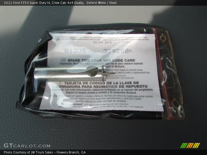 Oxford White / Steel 2011 Ford F350 Super Duty XL Crew Cab 4x4 Dually