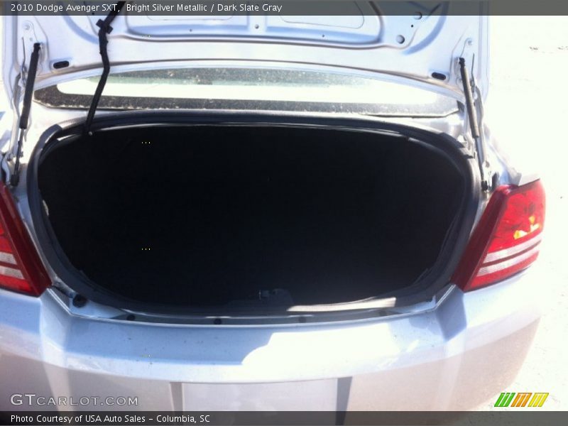 Bright Silver Metallic / Dark Slate Gray 2010 Dodge Avenger SXT