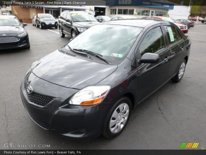 Flint Mica / Dark Charcoal 2009 Toyota Yaris S Sedan