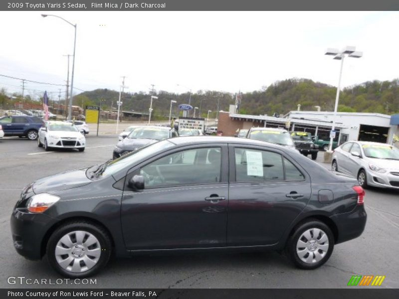 Flint Mica / Dark Charcoal 2009 Toyota Yaris S Sedan