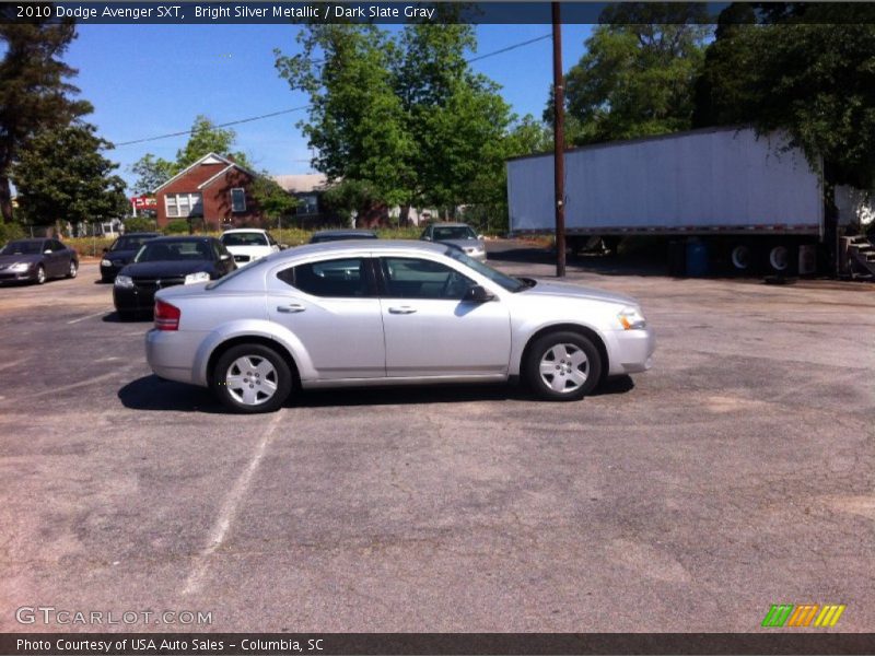 Bright Silver Metallic / Dark Slate Gray 2010 Dodge Avenger SXT