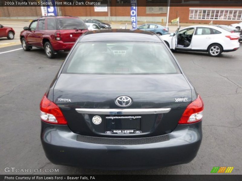 Flint Mica / Dark Charcoal 2009 Toyota Yaris S Sedan