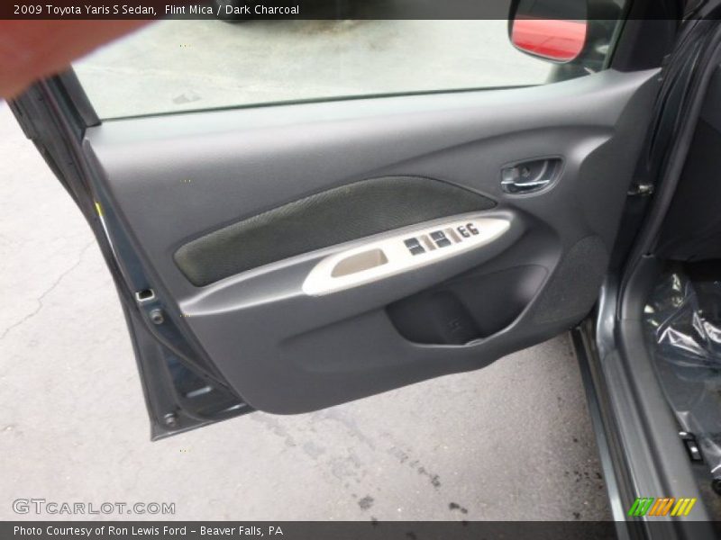 Flint Mica / Dark Charcoal 2009 Toyota Yaris S Sedan