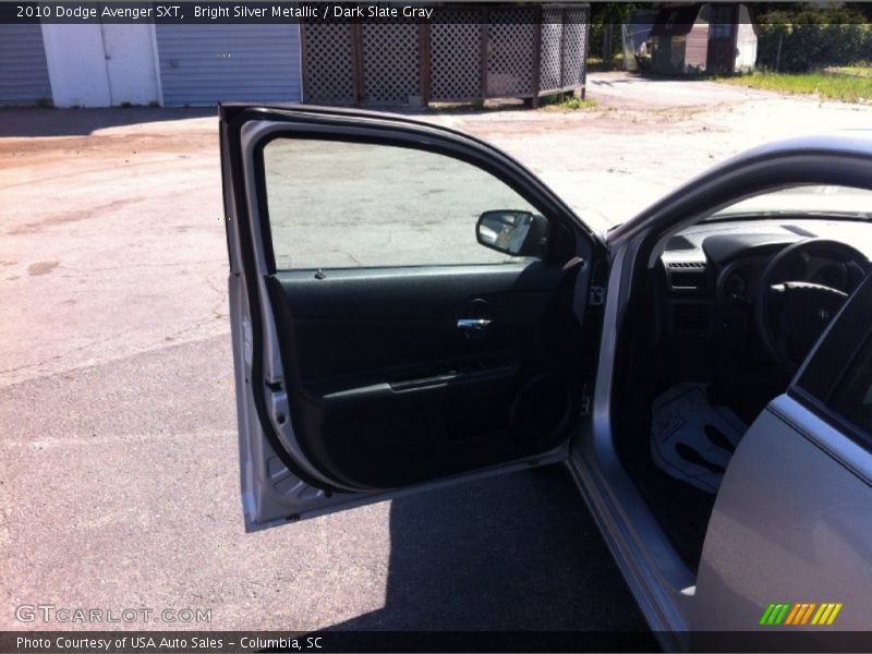 Bright Silver Metallic / Dark Slate Gray 2010 Dodge Avenger SXT