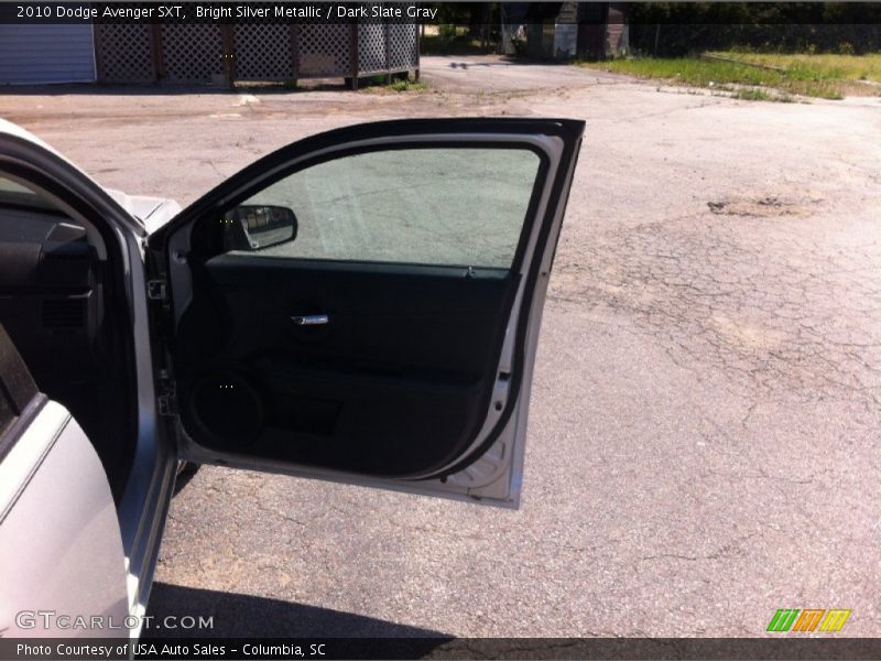 Bright Silver Metallic / Dark Slate Gray 2010 Dodge Avenger SXT