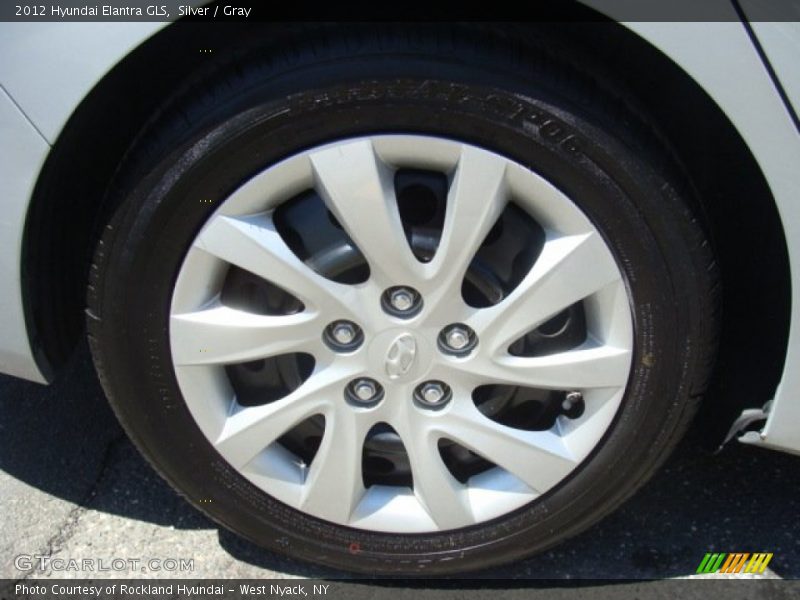 Silver / Gray 2012 Hyundai Elantra GLS