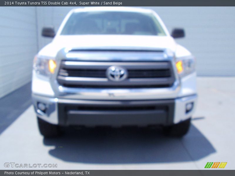 Super White / Sand Beige 2014 Toyota Tundra TSS Double Cab 4x4