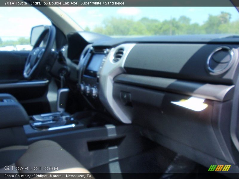 Super White / Sand Beige 2014 Toyota Tundra TSS Double Cab 4x4
