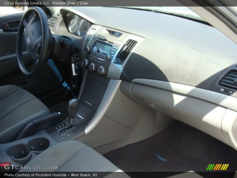 Radiant Silver / Gray 2010 Hyundai Sonata GLS