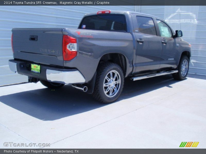 Magnetic Gray Metallic / Graphite 2014 Toyota Tundra SR5 Crewmax