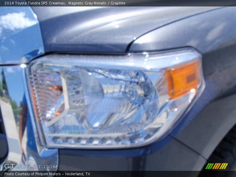Magnetic Gray Metallic / Graphite 2014 Toyota Tundra SR5 Crewmax