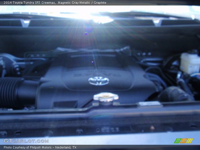 Magnetic Gray Metallic / Graphite 2014 Toyota Tundra SR5 Crewmax