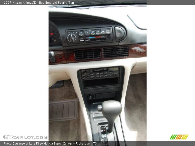 Blue Emerald Pearl / Tan 1997 Nissan Altima SE