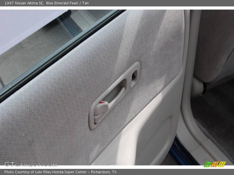 Blue Emerald Pearl / Tan 1997 Nissan Altima SE